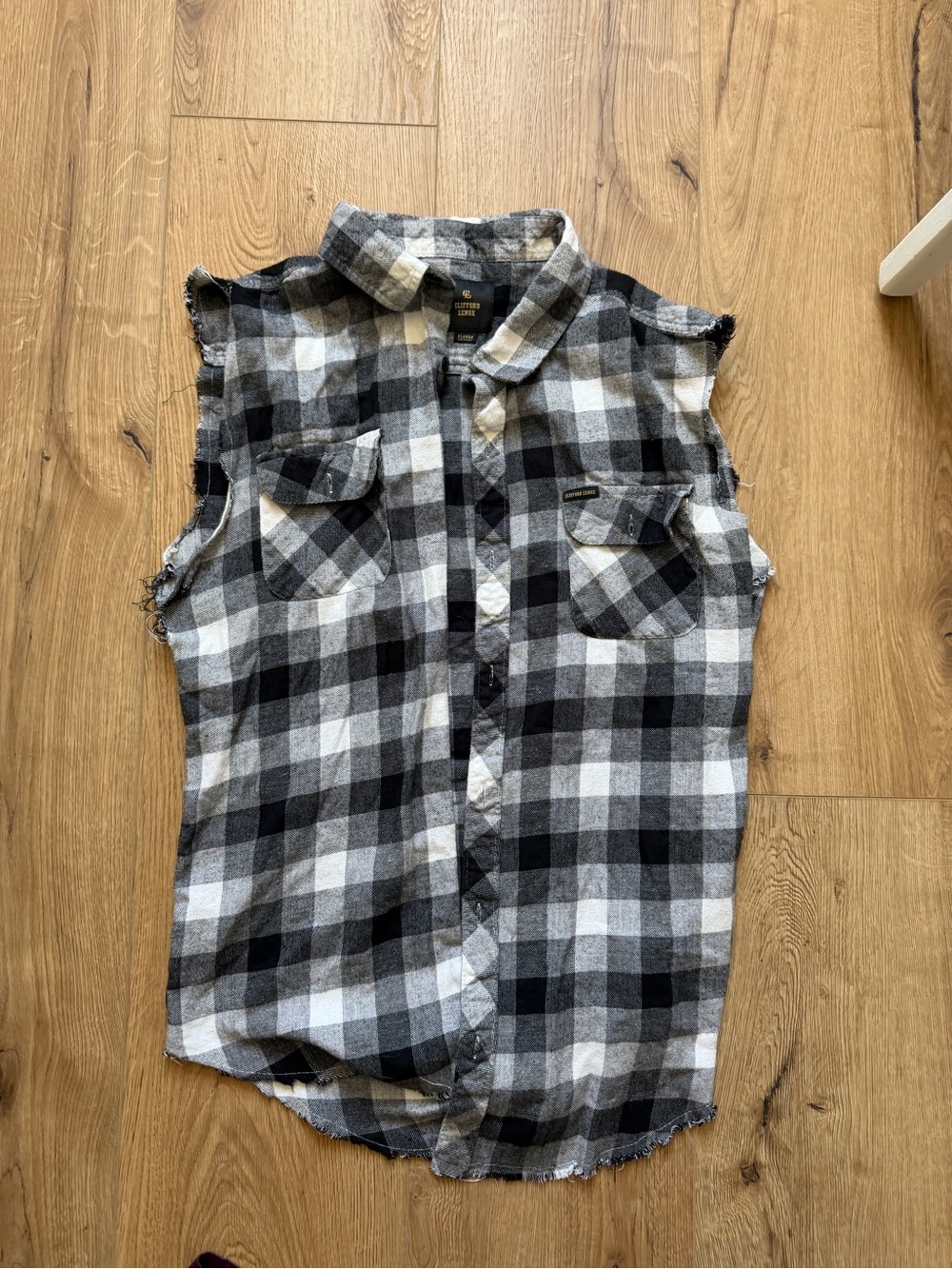 Clifford Lenox Plaid Sleeveless Flannel Shirt - Black & White - cut off